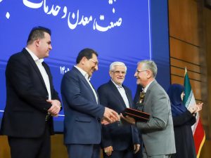 مکو، واحد برگزیده کشور در بیست و پنجمین همایش ملی صنعت، معدن و خدمات سبز